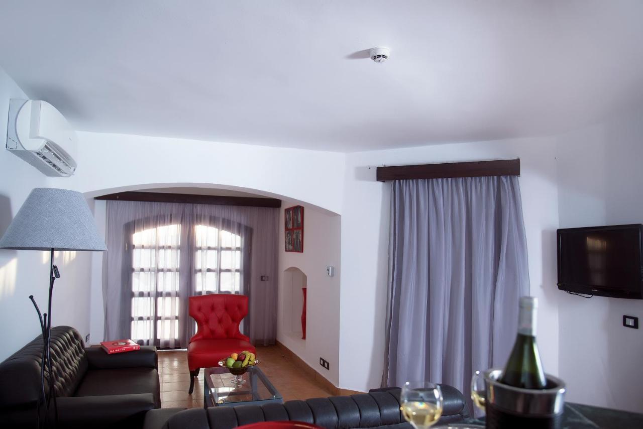 Sanafir Hotel - El Pacha Suites Sharm - Adults Only ภายนอก รูปภาพ